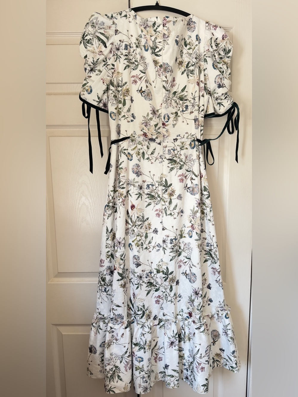 ANTONIO MELANI X Nicola Bathie Floral Puff-Sleeve Midi Dress with Green Bow Ties - Picture 4 of 5